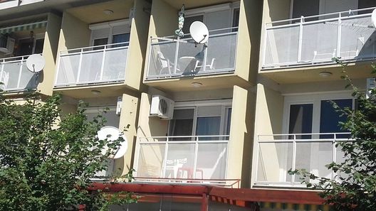 Kati Aranypart Apartman Siófok (1)