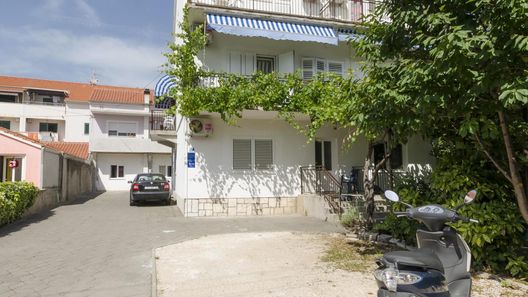 Apartments and Rooms Bepina Vodice (1)