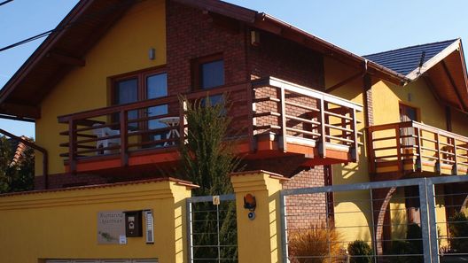 Zsuzsi Apartman Gyula (1)