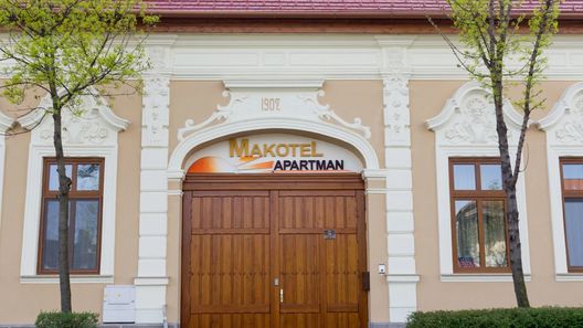 Makotel Apartmanház Makó (1)