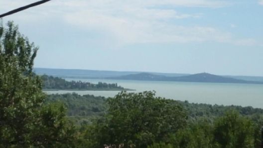 Balaton Hegyvidéki Apartman Balatonederics (1)