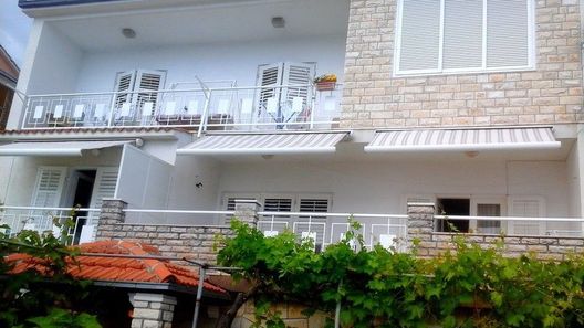 Apartmani Mihaela Trogir (1)