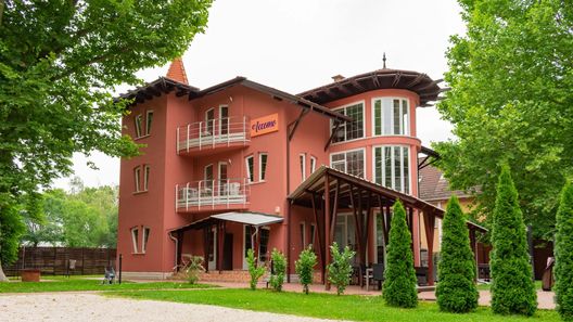 Accomo Apartman Siófok (1)