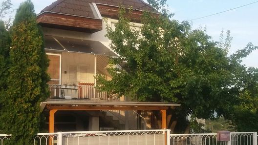 Fűzfa Apartman Balatonalmádi (1)