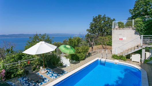 Apartmanok Medencével Brela, Makarska - 6828 Brela (1)