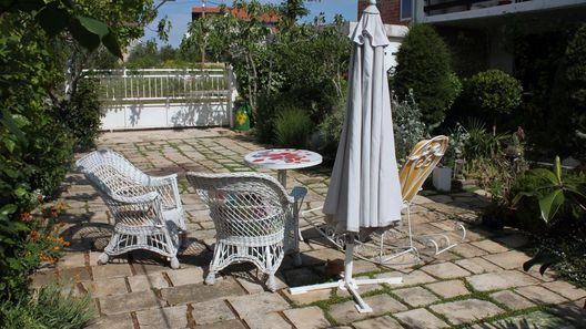 Apartmanok Parkolóhellyel Vodice - 927 (1)