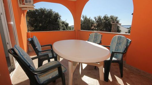 Apartmanok Parkolóhellyel Mandre, Pag - 9354 Mandre (1)