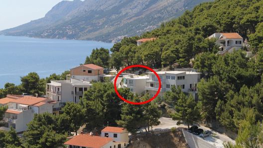 Apartmanok Parkolóhellyel Brela, Makarska - 6907 Brela (1)