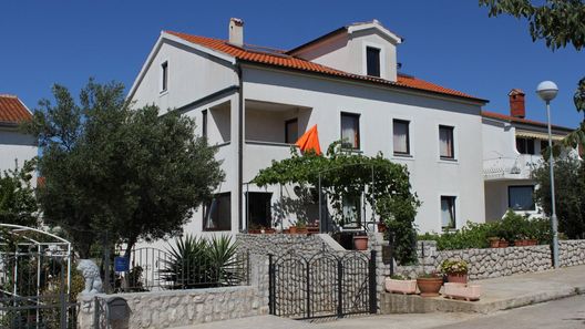 Apartmanok Parkolóhellyel Mali Losinj, Losinj - 8090 Mali Lošinj (1)