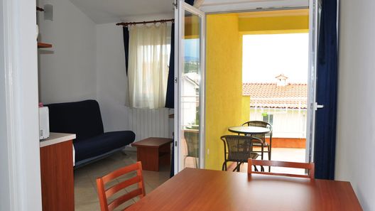 Apartmanok Parkolóhellyel Selce, Crikvenica - 11527 Selce (1)