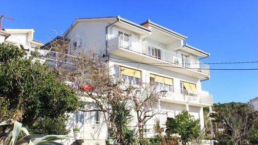 Apartmanok Parkolóhellyel Sumpetar, Omis - 9436 Sumpetar (1)