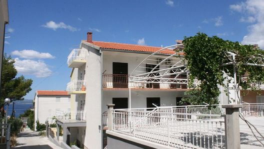 Apartmanok Parkolóhellyel Baska Voda, Makarska - 6827 Baška Voda (1)