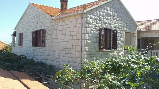 Apartmanok A Tenger Mellett Postira, Brac - 738 Postira (1)