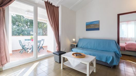 Apartmanok Parkolóhellyel Karigador, Novigrad - 2534 Karigador (1)