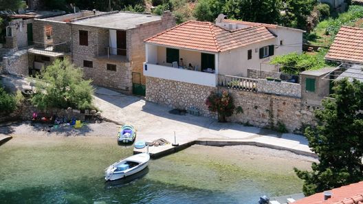 Apartmanok A Tenger Mellett Basina, Hvar - 116 Basina (1)