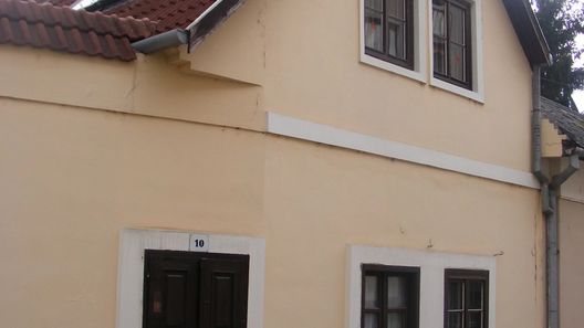 Bakos Apartman Eger (1)