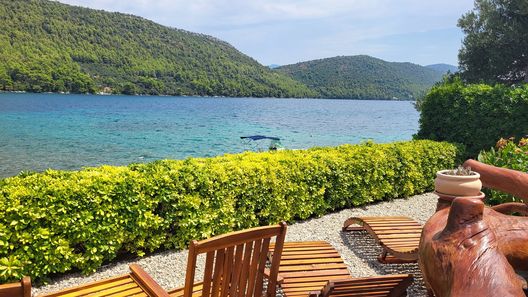 Apartmanok A Tenger Mellett Broce, Peljesac - 13182 Broce (1)