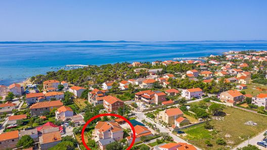 Apartmanok Parkolóhellyel Privlaka, Zadar - 12989 Privlaka (1)