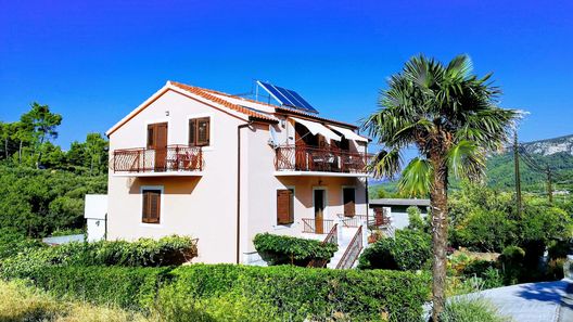 Apartmanok Parkolóhellyel Vrisnik, Hvar - 8733 Vrisnik (1)