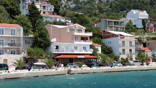 Apartmanok A Tenger Mellett Zivogosce - Porat, Makarska - 6699 Živogošće - Porat (1)