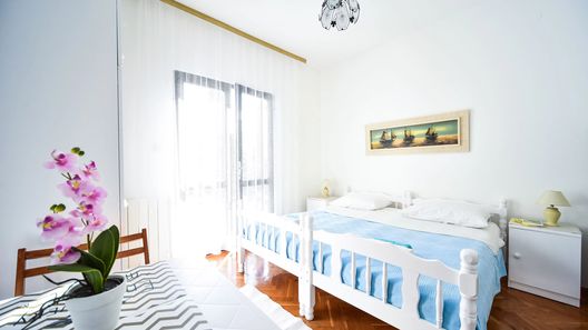 Apartmanok Parkolóhellyel Zadar - Diklo, Zadar - 6453 Zadar - Diklo (1)