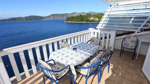 Apartmanok A Tenger Mellett Racisce, Korcula - 4360 Račišće (1)