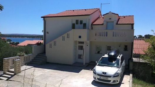 Apartmanok Parkolóhellyel Banjol, Rab - 14134 Banjol (1)