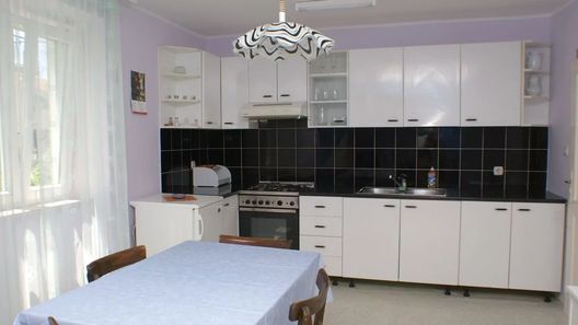 Apartmanok Parkolóhellyel Vodice - 4192 (1)