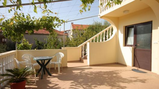 Apartmanok Parkolóhellyel Sali, Dugi Otok - 8136 Sali (1)