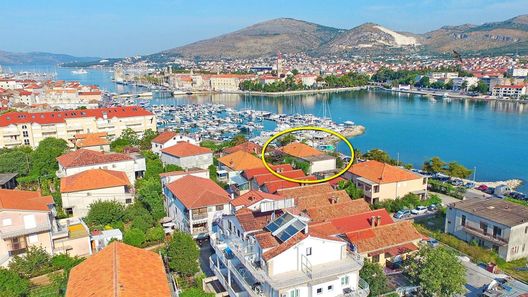 Apartments Vinko Trogir (1)