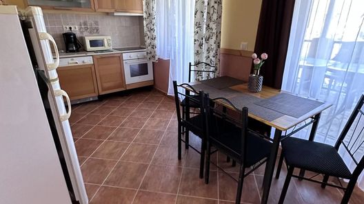 Aranyeső Apartman Hajdúszoboszló (1)