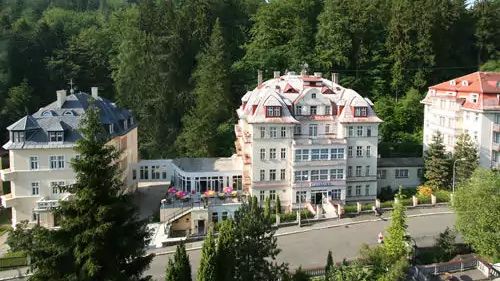 Lázeňská léčebna Mánes Karlovy Vary (1)