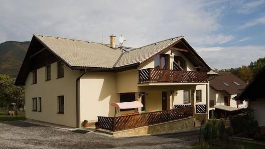 Villa Svorad Prosiek (1)