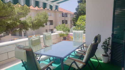 Apartmanok Parkolóhellyel Bol, Brac - 14124 Bol (1)