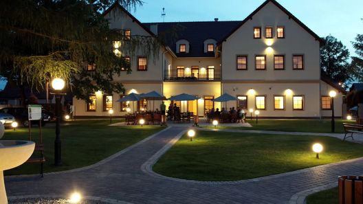 Hotel & Restauracja MODRZEWIOWY DWÓR Gliwice (1)