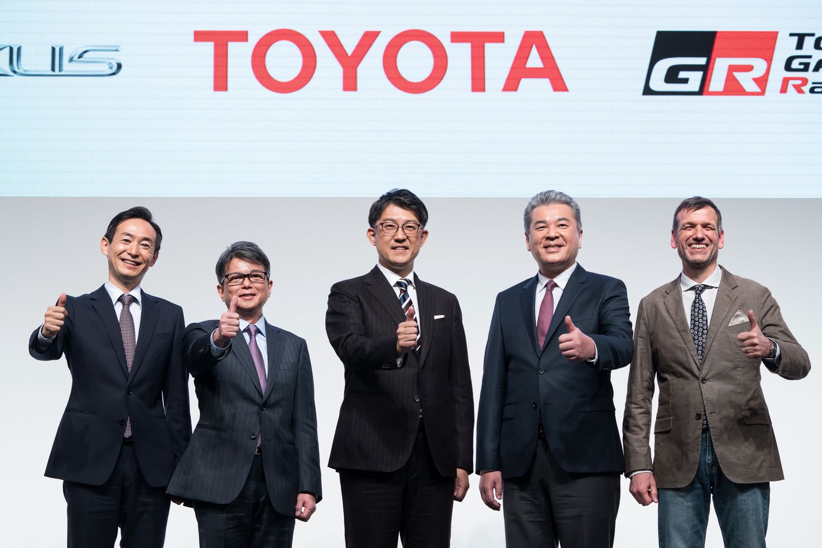 Nowy szef Toyoty o planach na przyszłość. Priorytetem jest elektryfikacja