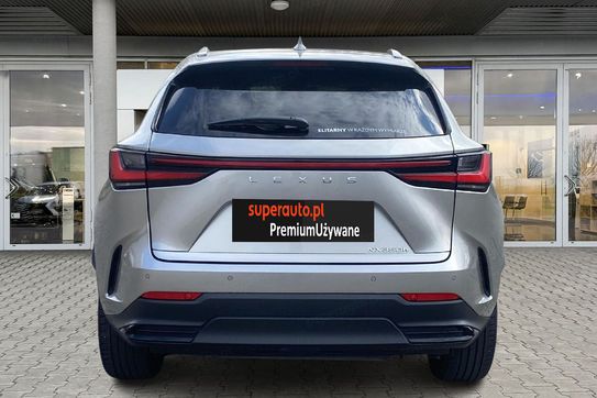 Lexus NX 350h Omotenashi AWD