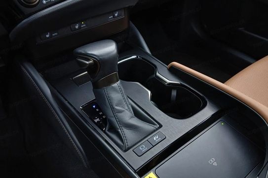 Lexus ES 300h Business Edition