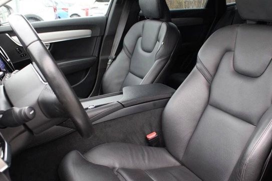 Volvo V90 B4 D Momentum