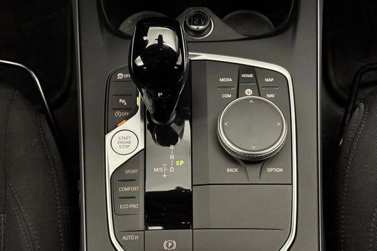 BMW Seria 1 118i Advantage