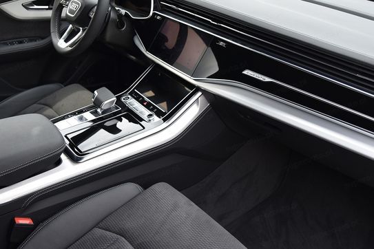 Audi Q7 TDI quattro S Line