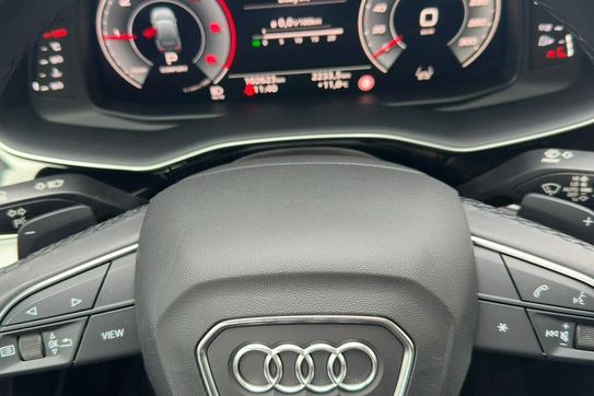 Audi Q7 50 TDI quattro S Line