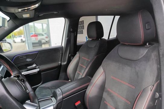 Mercedes GLB 200 mHEV AMG Line 7G-DCT