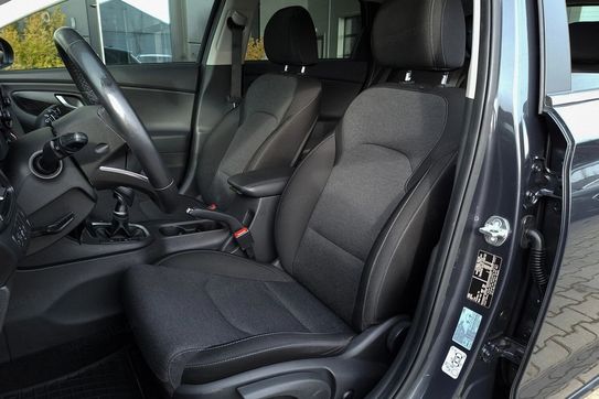 Hyundai i30 1.0 T-GDI Smart DCT