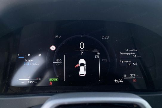 Lexus UX 300h F Sport Design