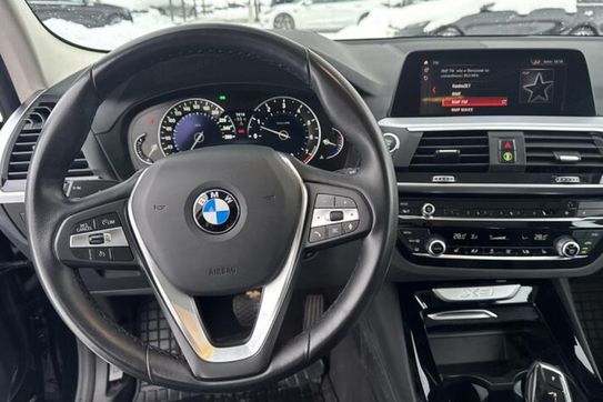 BMW X3 xDrive20i