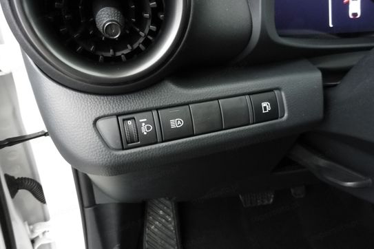 Toyota C-HR Style 1.8 Hybrid NG23 e-CVT