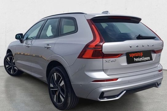 Volvo XC60 B5 B AWD Plus Dark