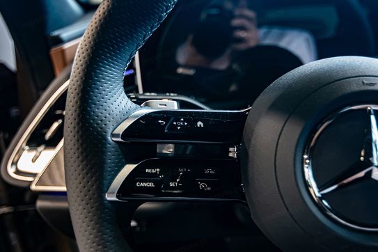 Mercedes E Klasa 200 AMG