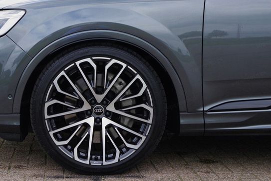 Audi Q7 TDI quattro S Line
